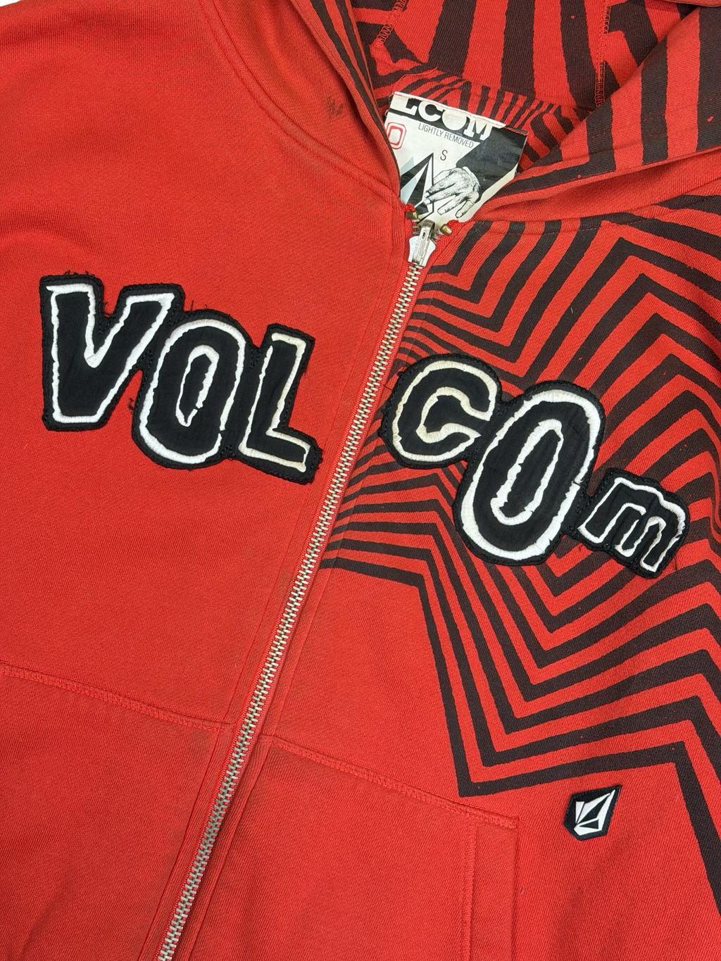 Vintage Volcom reverse peysa M