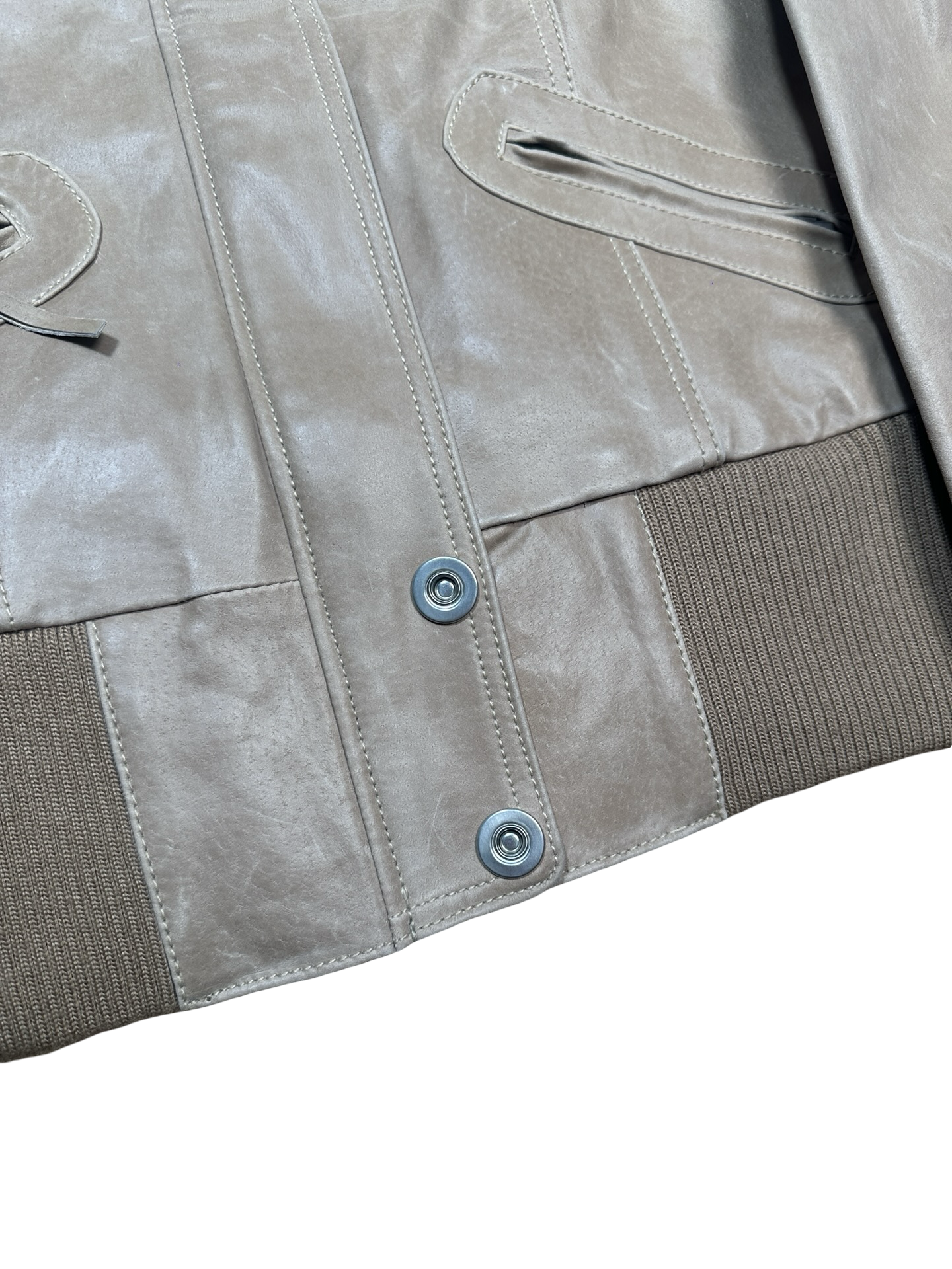 Ljósbrúnn leðurjakki S