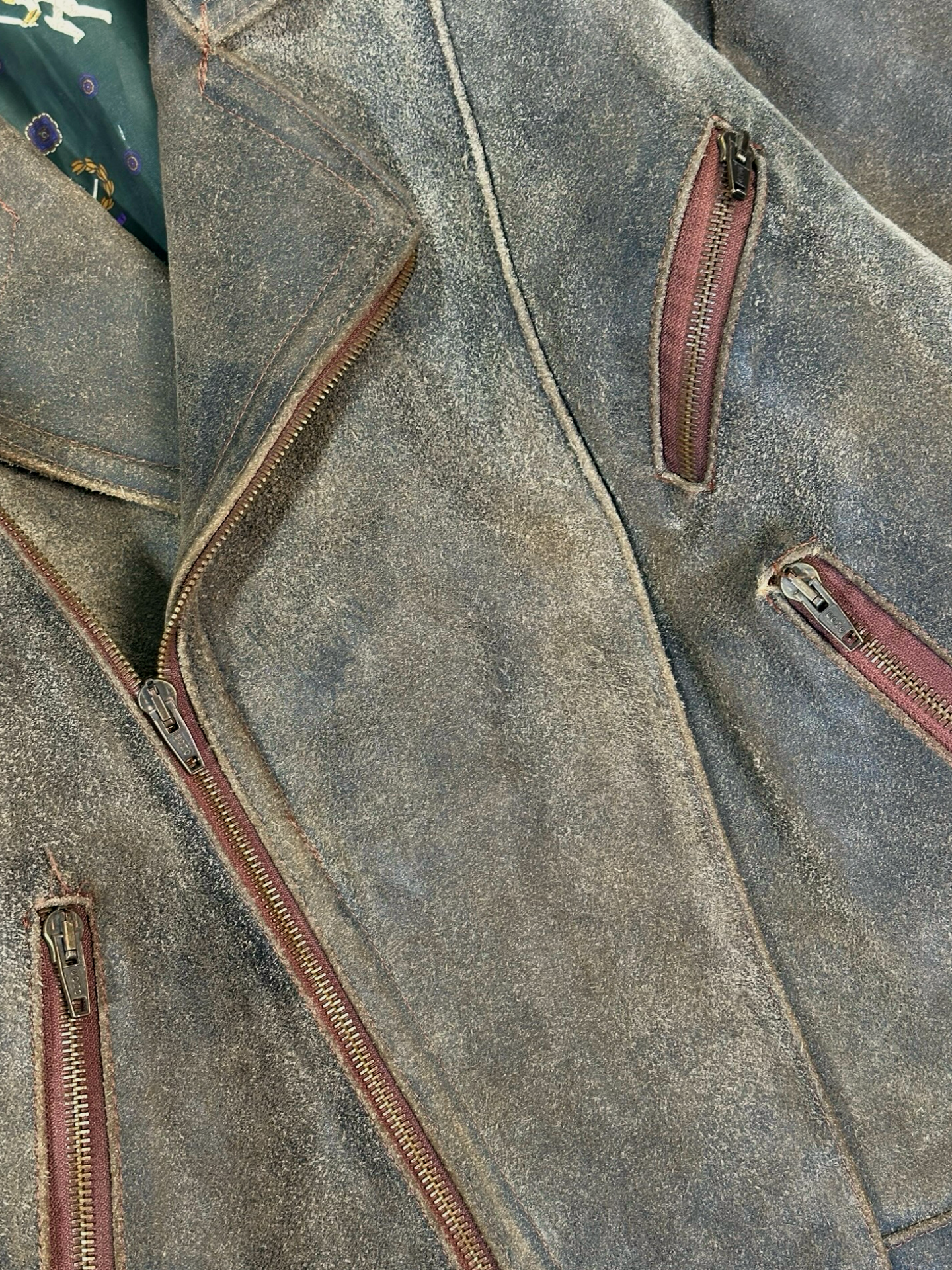 Vintage distressed sunfaded leður biker jakki fittar M